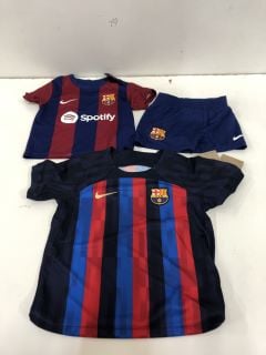 FC BARCELONA KIT SIZE: 9 - 12 MONTHS & BARCELONA CHILDREN'S JERSEY SIZE: SMALL