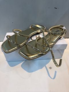 QUIZ SANDALS UK SIZE: 6