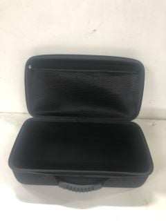 4 X HERMIT SHELL TRAVELLING CASE