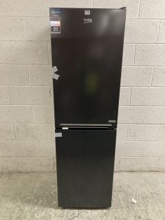 BEKO FREESTANDING FRIDGE FREEZER - MODEL NUMBER - K54300H