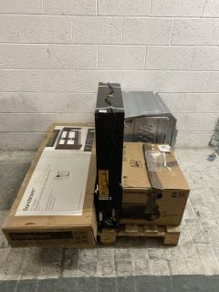 PALLET OF SPARES/REPAIRS ITEMS TO INCLUDE LOGIK BUILT IN SINGLE OVEN & SAMSUNG MICROWAVE