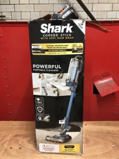 SHARK CORDED STICK WITH ANTI HAIR WRAP VACUUM CLEANER