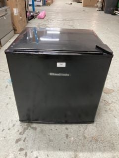 RUSSELL HOBBS FREESTANDING TABLETOP FREEZER MODEL: RHTTFZ0E1B