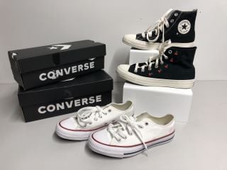 TWO PAIRS OF CONVERSE SIZES 6 AND 5