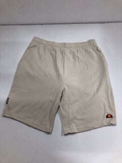 CLOTHING TO INCLUDE ELLESSE SHORTS S