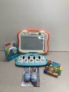 TOYS AND GAMES TO INCLUDE A WALKIE TALKIE SET