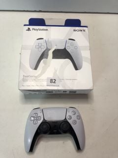 2 X SONY PLAYSTATION FIVE DUAL SENSE WIRELESS CONTROLLERS