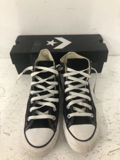 CONVERSE ALL-STAR TRAINERS SIZE: 5