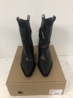 DUNE PONTY LEATHER WESTERN BOOTS SIZE: 6