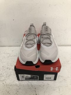 UNDER ARMOUR W PHANTOM 4 TRAINERS SIZE: 7