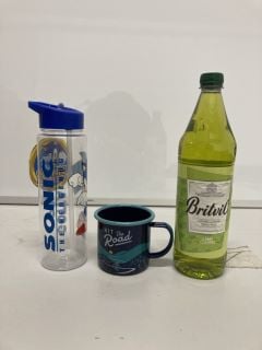 QTY OF ITEMS INC SONIC THE HEDGEHOG WATER BOTTLE