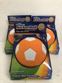 3 X STAY ACTIVE KICKER BALL