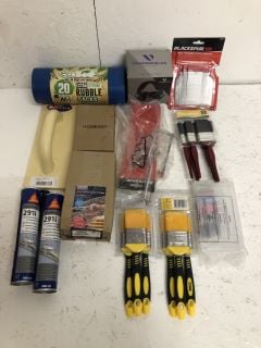 QTY OF ITEMS INC PAINT BRUSHES