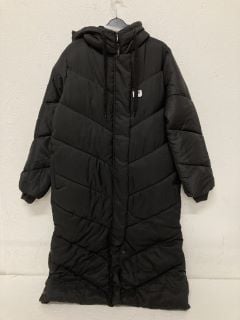 WOMENS BLACK PADDED LONG COAT SIZE: M