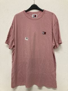 TOMMY JEANS T-SHIRT SIZE: XL