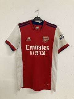 QTY OF CLOTHING INC ADIDAS ARSENAL HOME JERSEY