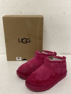 KIDS UGG BOOTS SIZE UK 4