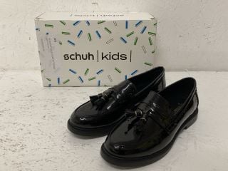 SCHUH KIDS LILLIE LOAFER SIZE: 3