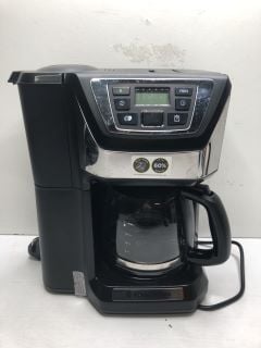 RUSSELL HOBBS CHESTER GRIND & BREW COFFEE MACHINE