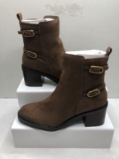 WOMENS BROWN ANKLE BOOTS UK SIZE 6E