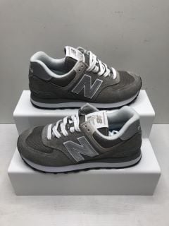 NEW BALANCE TRAINERS UK SIZE 4