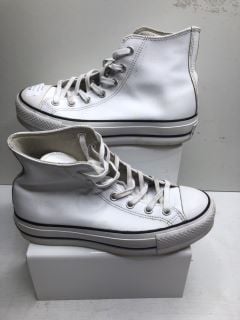 WHITE CONVERSE TRAINERS UK SIZE 6