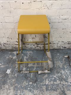 JOHN LEWIS ANYDAY SPOT BAR STOOL M (RRP: £24.00)