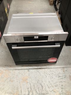 BOSCH BUILT-IN ELECTRIC SINGLE OVEN MODEL NO: HBA534BS0B