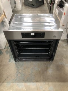 AEG BUILT-IN ELECTRIC SINGLE OVEN MODEL NO: BES355010M