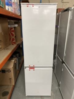 AEG INTEGRATED FRIDGE FREEZER MODEL NO: OSC5S181ES