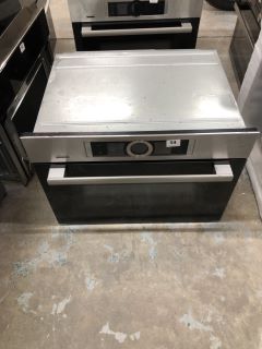 BOSCH BUILT-IN COMPACT SINGLE OVEN MODEL NO: CSG656BS7B