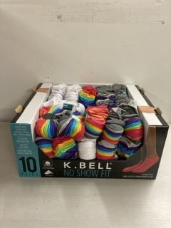 LARGE BOX OF K.BELL NO SHOW FIT SIGNATURE NON SLIP HEEL SOCKS IN VARIOUS COLOURS