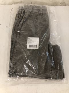 PAIR OF BOOMERANG LONG SHORTS IN GREY - SIZE 31 - RRP $108