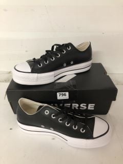 CONVERSE CTAS LIFT XO TRAINERS BLACK/WHITE IN UK SIZE 7