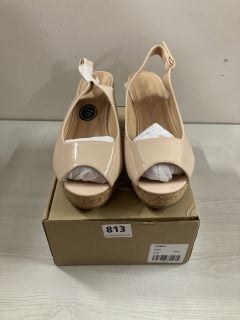 NUDE PLATFORM SLIP ON SANDALS IN UK SIZE 6