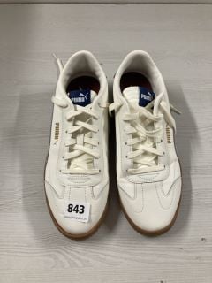 PUMA WHITE AND CREAM LEATHER TRAINERS IN UK SIZE 10