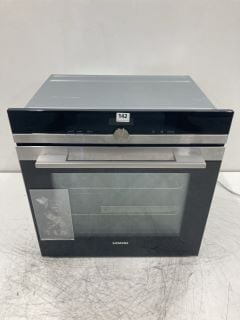 SIEMENS SINGLE ELECTRIC OVEN MODEL HB672GBS1B RRP £1,087