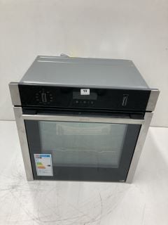 NEFF SINGLE ELECTRIC OVEN MODEL B6ACH7HH0B RRP £799