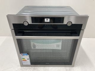 AEG SINGLE ELECTRIC OVEN MODEL BCE556060M RRP £549