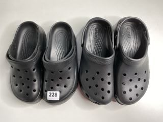 2 X SHOES TO INC CROCS UK SIZE W10