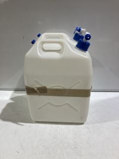 2 WATER CONTAINERS - SIZE L