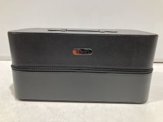 SHARK FLEXSTYLE STORAGE CASE, TO ALSO INCLUDE SHARK FLEXSTYLE ROUND AND OVAL BRUSH