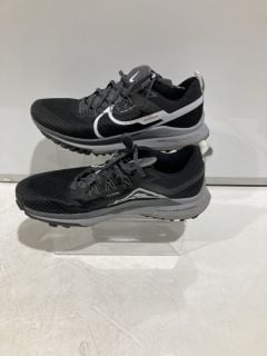 NIKE REACT PEGASUS TRAIL 4 MENS SIZE 10.5,ALSO INCLUDES PARADOX LONDON IDELLE NUDE FAUX LEATHER WOMENS SIZE 3.5 AND CHILDREN'S HEELYS WHEELED SHOE SIZE 1