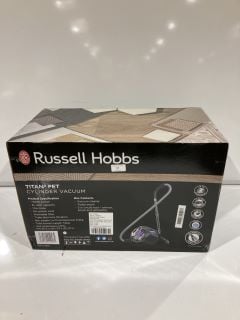 RUSSELL HOBBS TITAN 2 PET CYLINDER VACUUM