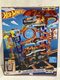 HOT WHEELS ULTIMATE CARNAGE PLACE 3FT TALL PLAYSET CARS INCLUDED