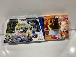 BOX OF TOYS TO INCLUDE YOGO ROBOT KOMBAT AND PEPPA PIG PEPPA'S BOOMBOX