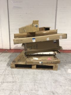 3X PALLET TO INCLUDE BOOKS & DIARYS