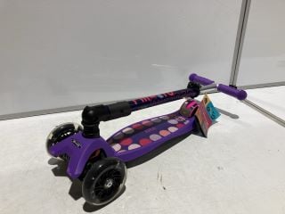 MICRO MAXI DELUXE FOLDABLE LED SCOOTER RRP £130