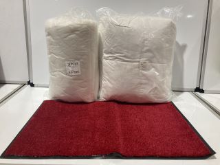 BOX OF BEDDING TO INCLUDE SINGLE BED 4.5 TOG DUVET