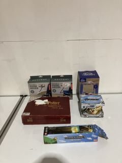 BOX OF ASSORTED ITEMS TO INCLUDE MINECRAFT TORCH LIGHT